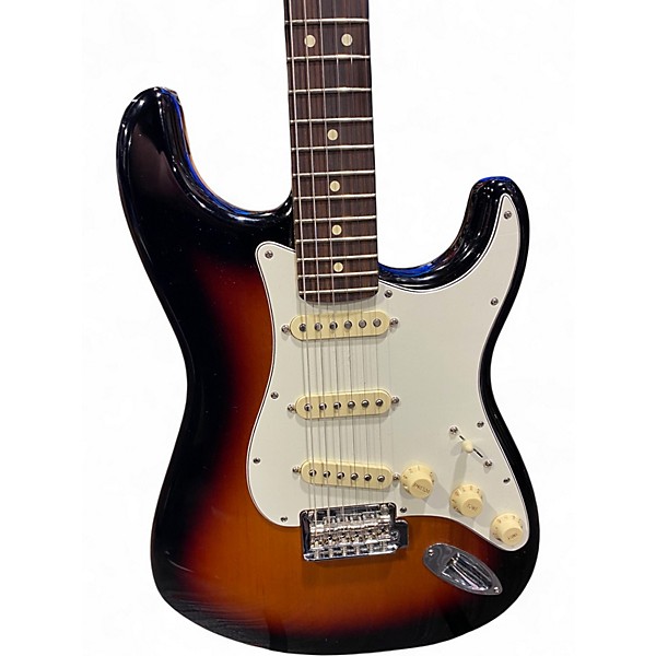 Used Fender PLAYER II STRATOCASTER 3 Tone Sunburst Solid Body Electric Guitar