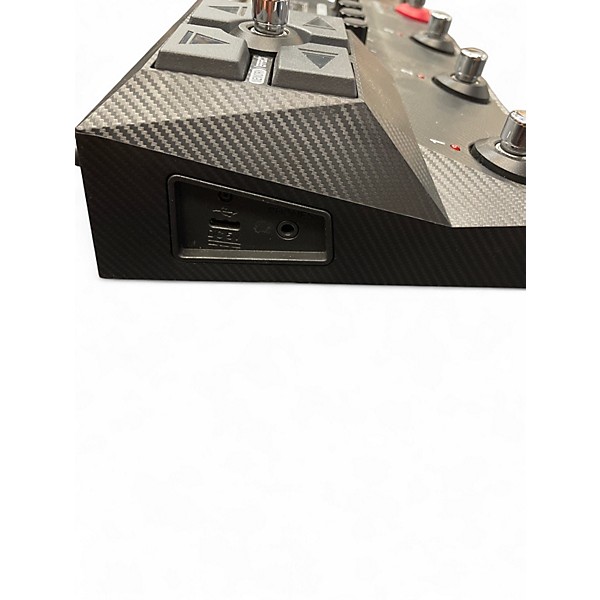 Used Zoom B2FOUR Effect Processor