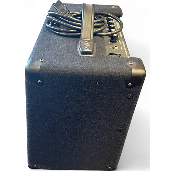 Used Roland kc80 Keyboard Amp