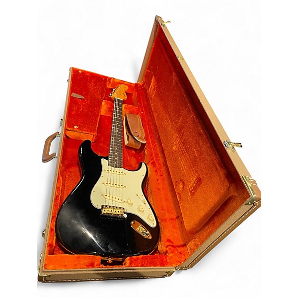 Used Fender AMERICAN VINTAGE II 1961 ROSEWOOD STRATOCASTER Black Solid Body Electric Guitar