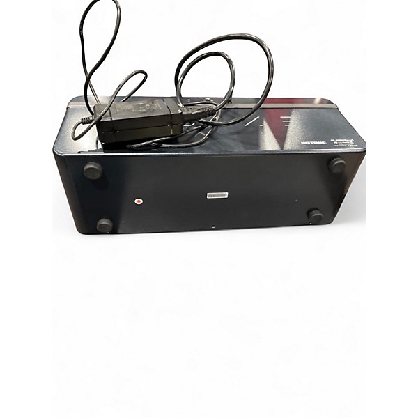 Used Hotone Effects Pulze Battery Powered Amp