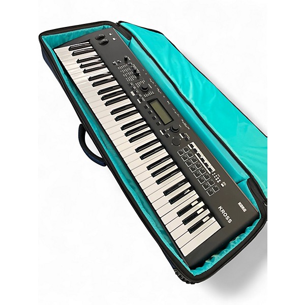 Used KORG KROSS 2 61 Key Keyboard Workstation