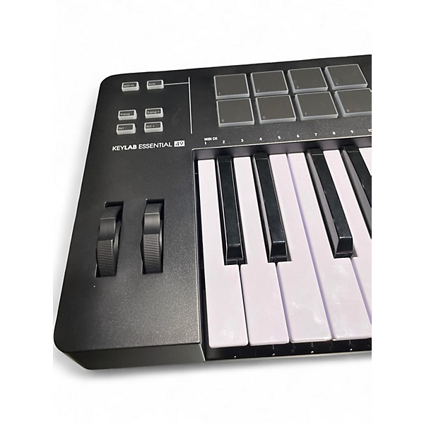 Used Arturia Keylab Essential 49 mk3