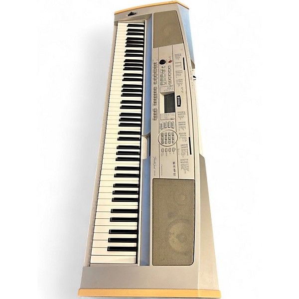 Used Yamaha DGX-500 Digital Piano