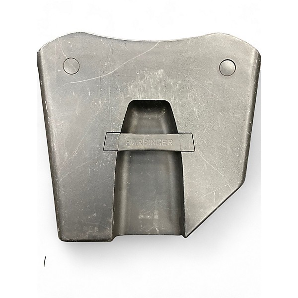 Used Harbinger VARI V2315 Powered Speaker