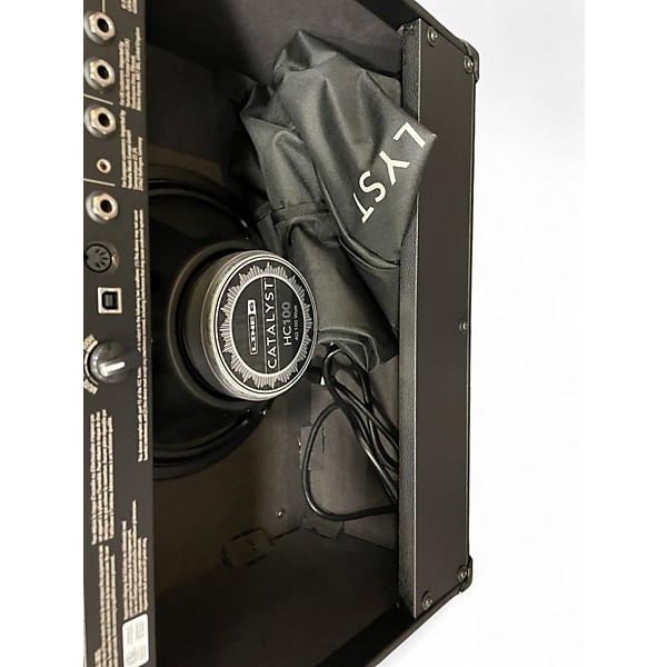 Used Line 6  catalyst Guitar Cabinet