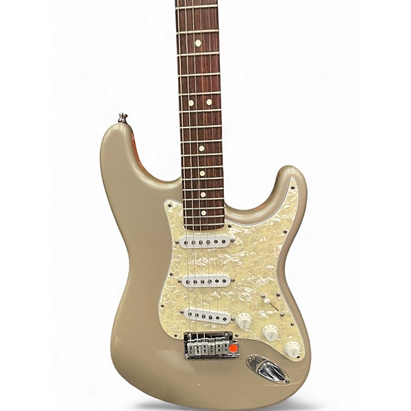 Used Fender Custom Shop American Classic Stratocaster Champagne Solid Body Electric Guitar