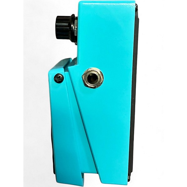 Used BOSS CE2W Waza Craft Chorus Effect Pedal