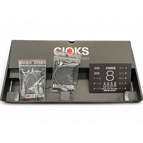 Used Pedaltrain CLASSIC W/CIOSK DC7 AND CIOSK DC 8 POWER SUPPLIES Pedal Board