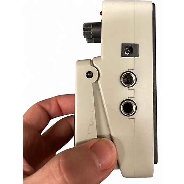 Used Behringer NR300 Noise Reduction Effect Pedal