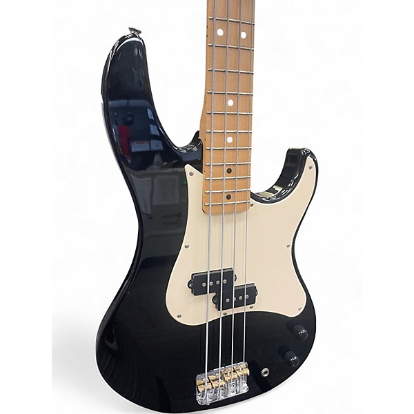 Used Yamaha Attitude Plus Black Electric Bass Guitar