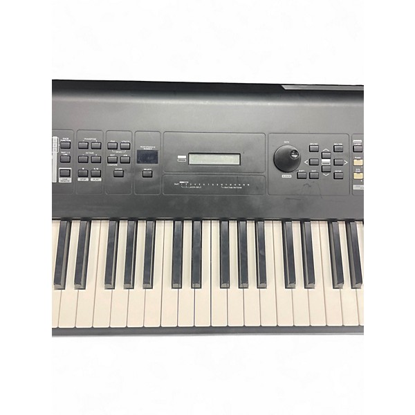Used Yamaha MX88BK Synthesizer