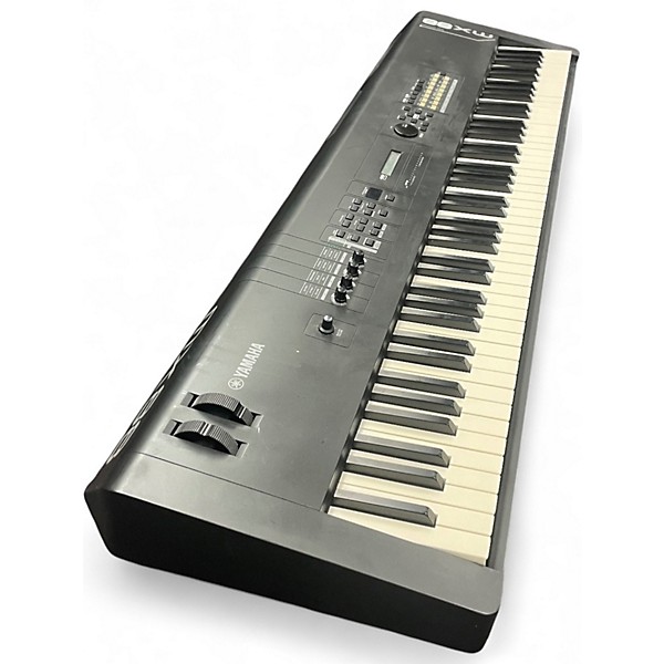 Used Yamaha MX88BK Synthesizer