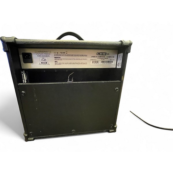 Used Line 6 Spider IV 15W 1X8 Guitar Combo Amp