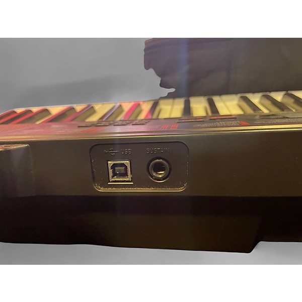 Used Casio LK165 61-Key Arranger Keyboard