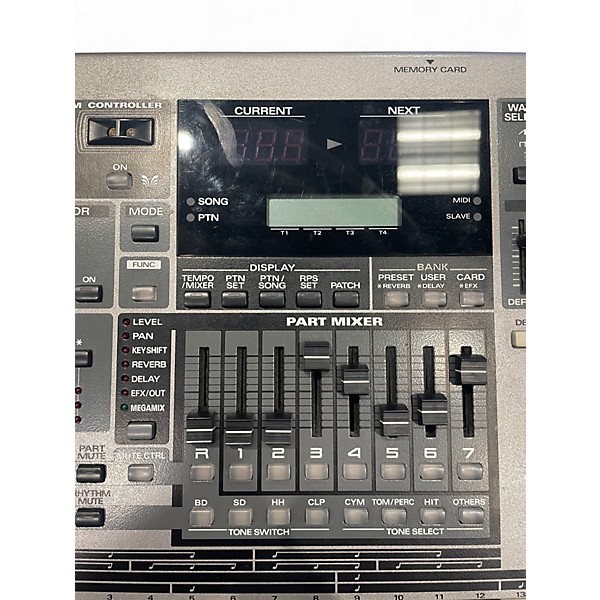 Used Roland MC-505 Groovebox Production Controller