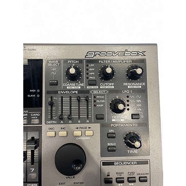 Used Roland MC-505 Groovebox Production Controller