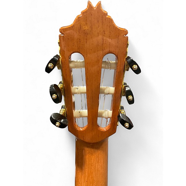 Used Alhambra 9PCWE8 Natural Classical Acoustic Electric Guitar