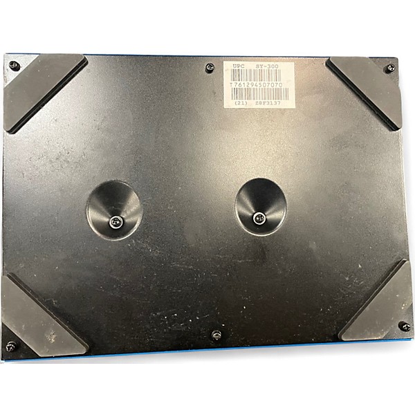 Used BOSS SY300 Guitar Synthesizer Effect Pedal