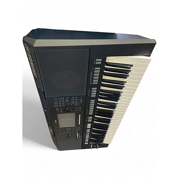 Used Yamaha PSR-SX920 Portable Keyboard