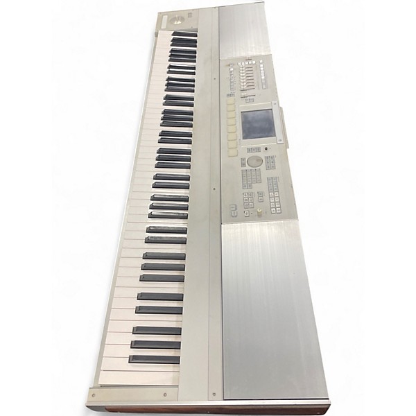 Used KORG M3 88 Key Keyboard Workstation
