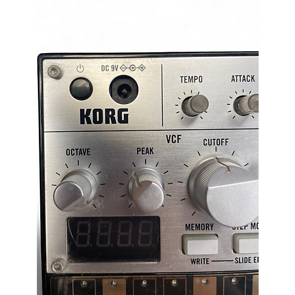 Used KORG VOLCA BASS Synthesizer