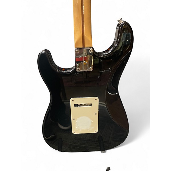 Used 2000s Fender Standard Stratocaster MIM Black Solid Body Electric Guitar