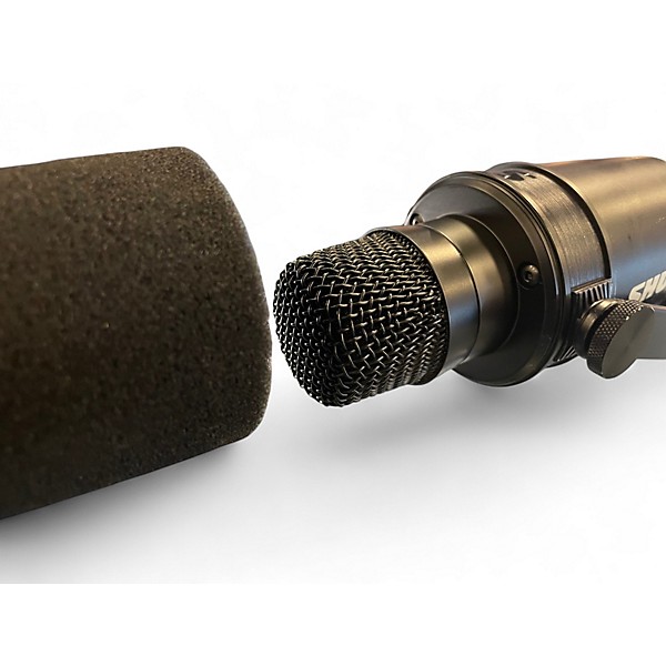 Used Shure MV7 Dynamic Microphone