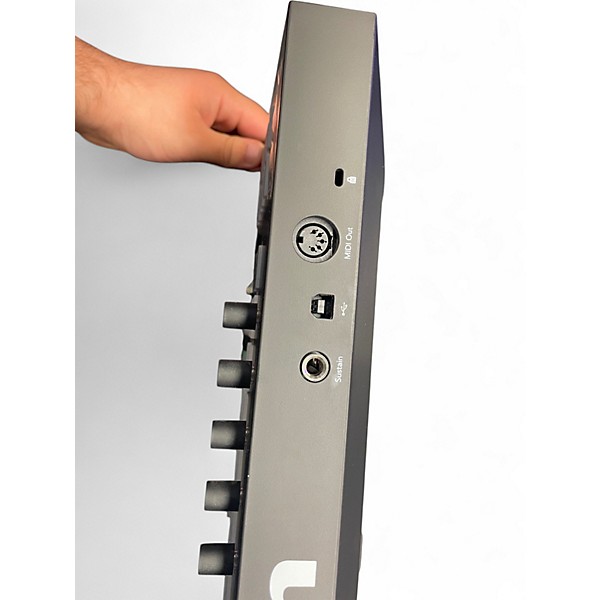 Used Novation Launchkey 25 Key MIDI Controller