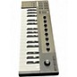Used Native Instruments Komplete Kontrol M32 MIDI Controller
