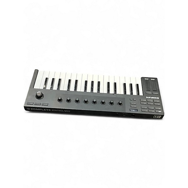Used Native Instruments Komplete Kontrol M32 MIDI Controller