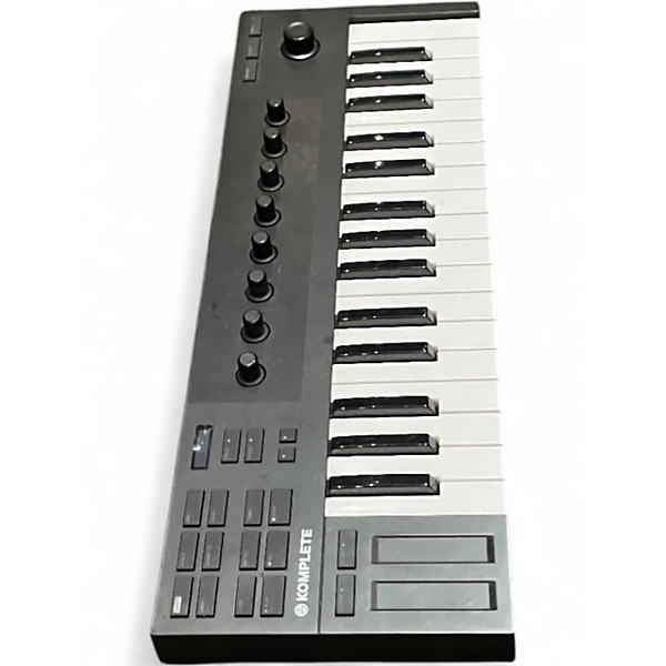 Used Native Instruments Komplete Kontrol M32 MIDI Controller