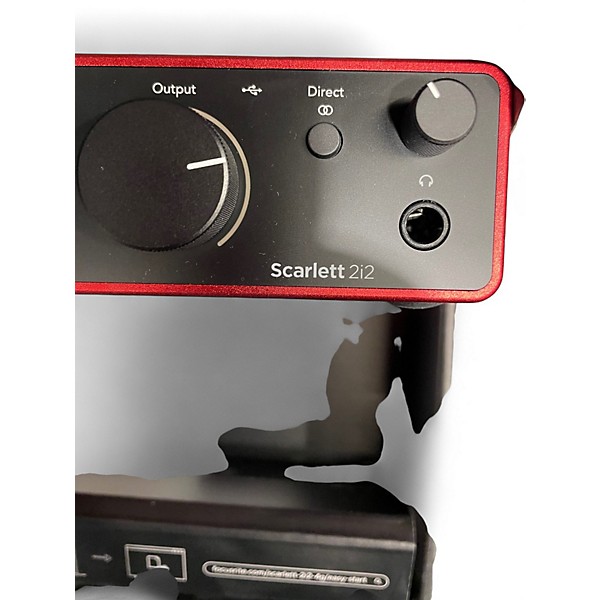 Used Focusrite Scarlett 2i2 GEN 4 Audio Interface