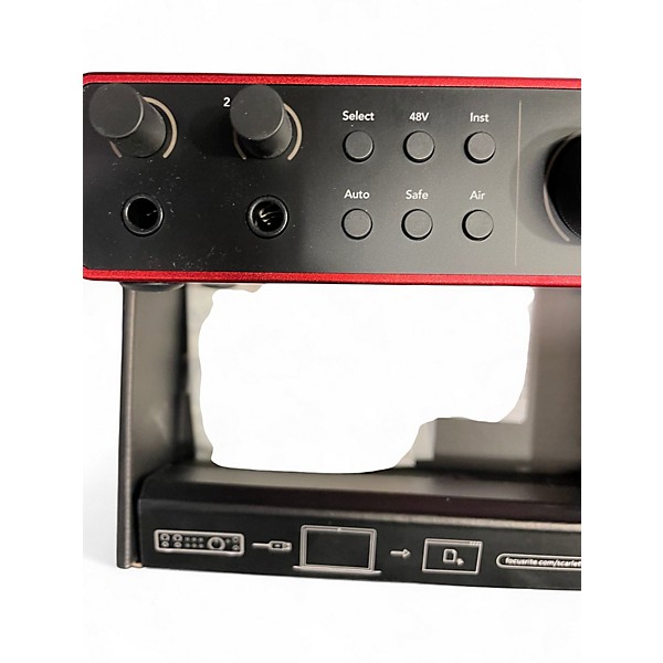 Used Focusrite Scarlett 2i2 GEN 4 Audio Interface