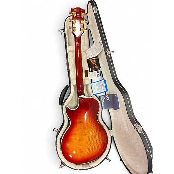 Used 2005 Gibson Les Paul Supreme Heritage Cherry Sunburst Solid Body Electric Guitar