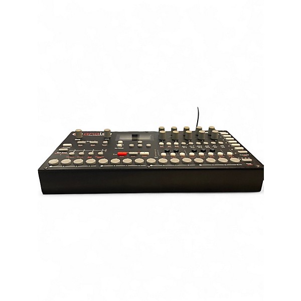 Used Elektron Analog Four Tabletop Synthesizer Synthesizer