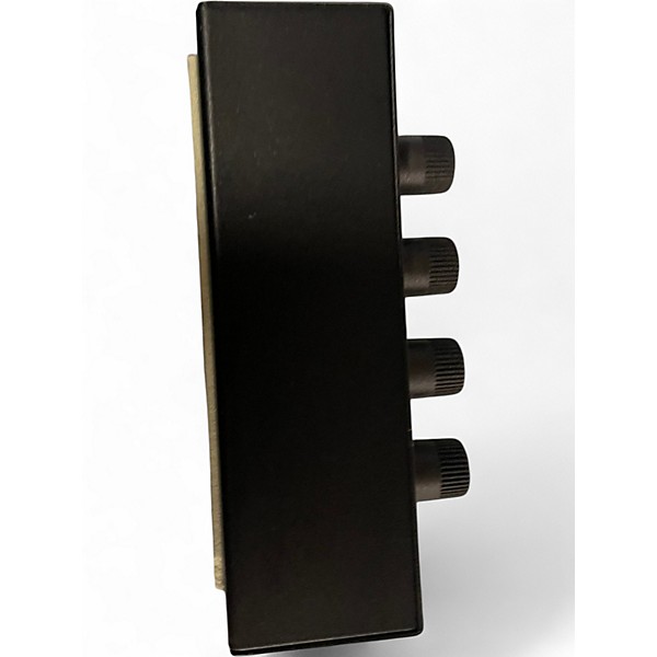 Used Behringer MX400 Unpowered Mixer