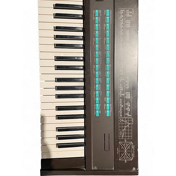 Used Yamaha DX7 Synthesizer