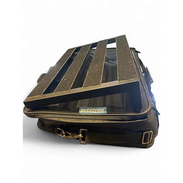 Used Pedaltrain Classic 1 Pedal Board