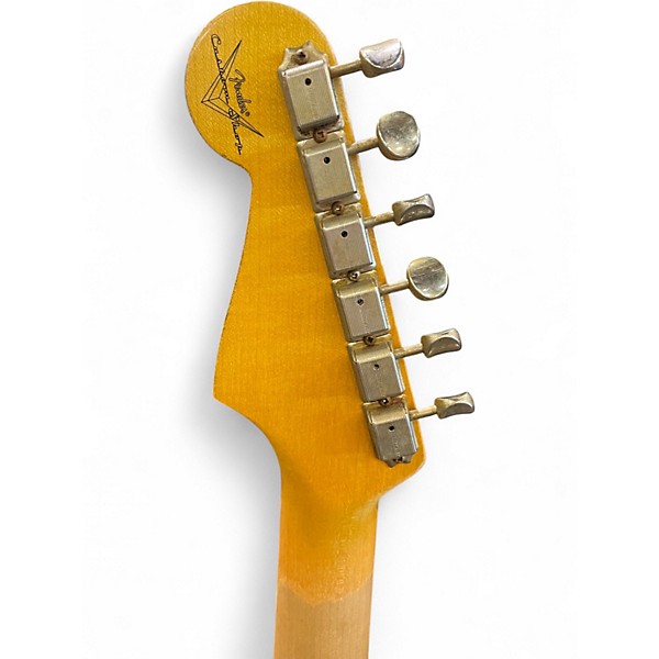Used Fender CUSTOM SHOP 1960 STRATOCASTER RELIC 3 Color Sunburst Solid Body Electric Guitar