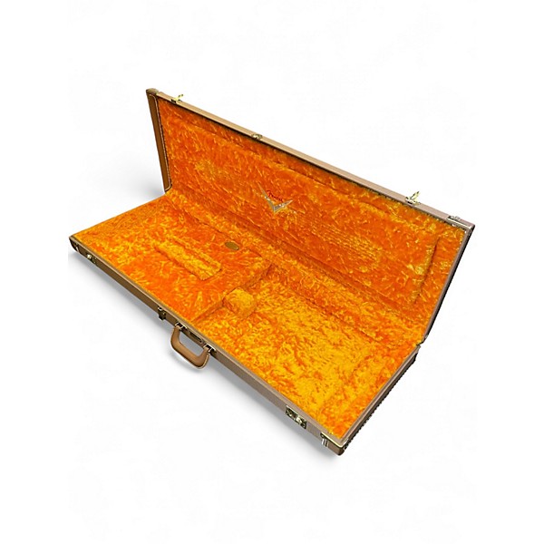 Used Fender CUSTOM SHOP 1960 STRATOCASTER RELIC 3 Color Sunburst Solid Body Electric Guitar