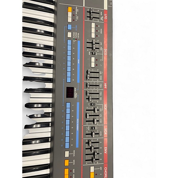 Vintage 1980s Roland JUNO 106 Synthesizer