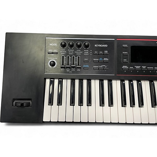 Used Roland JUNO DS61 Synthesizer