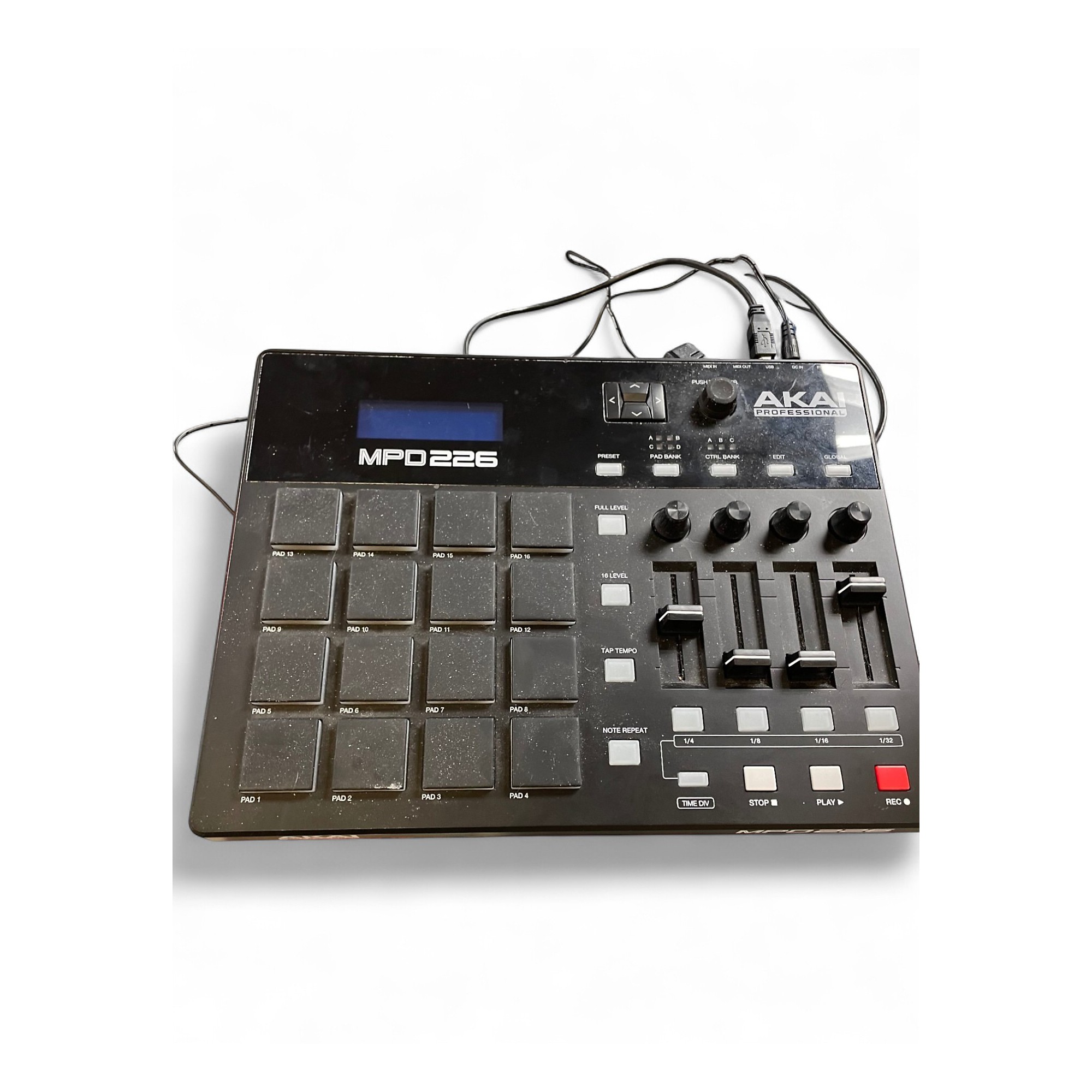 Used Akai Professional MPD26 MIDI Controller | Guitar Center