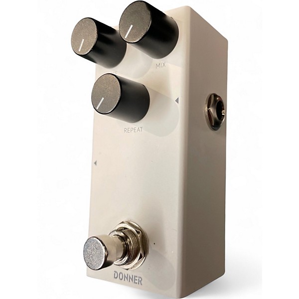 Used Donner ECHO Effect Pedal