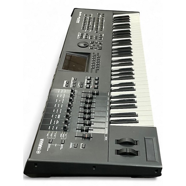 Used Yamaha Motif XF6 61 Key Keyboard Workstation