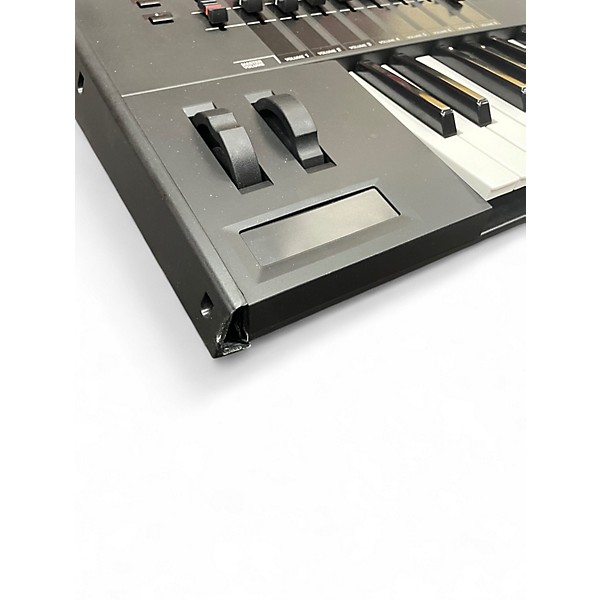 Used Yamaha Motif XF6 61 Key Keyboard Workstation