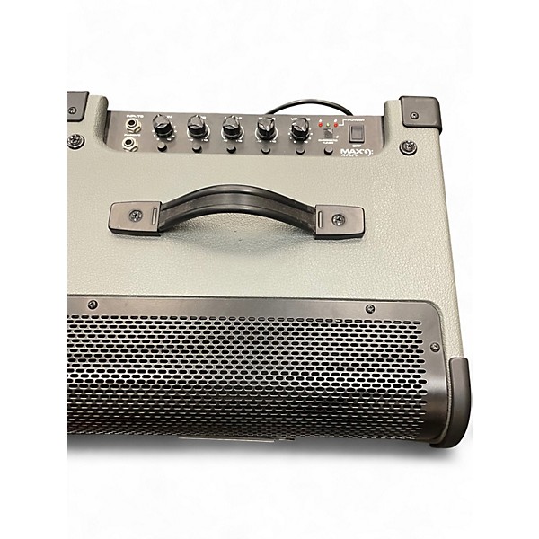 Used Peavey MAX 100 Bass Combo Amp