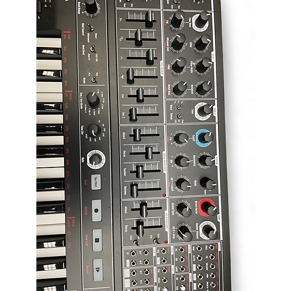 Used Arturia Minibrute 2 Synthesizer