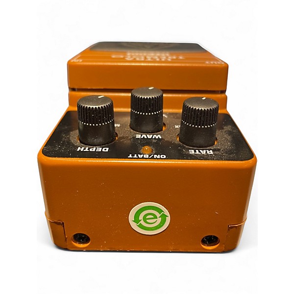 Used Behringer UT300 Ultra Tremolo Effect Pedal